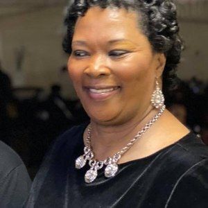 Meet your Posher, Annie